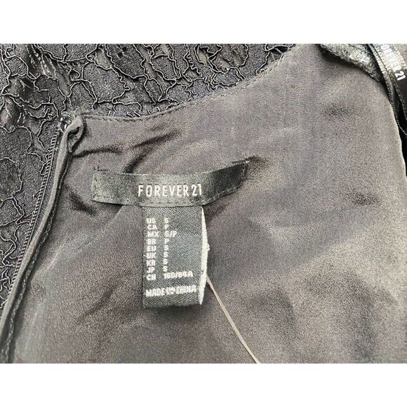 Forever 21 Black Lace Plunging Lace Up Neckline Dress sz Small NEW - Picture 5 of 10